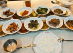 Minangkabau_cuisine_Bukittingi